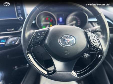 2020 Toyota C-HR - thumbnail 11