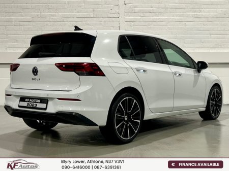2023 Volkswagen Golf Life 2.0TDI 115bhp 5dr Auto - 231 Reg €29,995 thumbnail