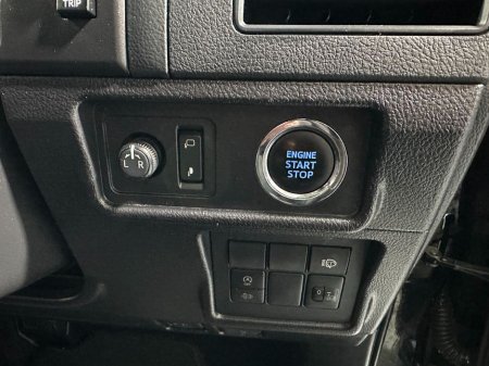 2021 Toyota Landcruiser Automatic 2.8 D4D LWB Commercial €38,500 thumbnail