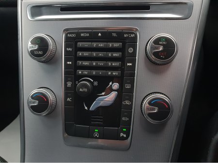 2016 Volvo XC60 SE NAV AUTOMATIC D4 190BHP NCT 02/28 FINANCE AVAILABLE @ €90 PER WEEK 2 KEYS/ FULL LEATHER/ BLUETOOTH/ PARKING SENSORS/ SAT NAV/ HISTORY CHECKED €16,900 thumbnail