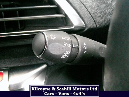 2023 Peugeot 3008 - thumbnail 24