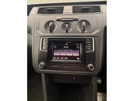 2019 Volkswagen Caddy - thumbnail 17