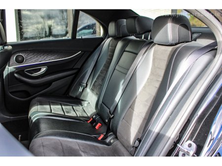 2020 Mercedes-Benz E Class E 300 de Plug-in Hybrid AMG Line €30,750 thumbnail