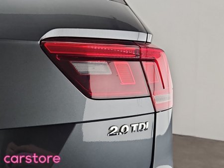 2018 Volkswagen Tiguan - thumbnail 15