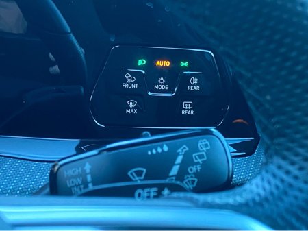 2021 Volkswagen Golf R-LINE 1.5 Auto Stunning Car €27,900 thumbnail