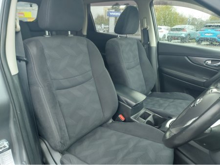 2018 Nissan X-Trail - thumbnail 16