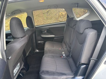 2020 Toyota Prius - thumbnail 10