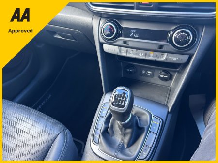 2018 Hyundai Kona 2018 HYUNDAI KONA 1.0 PETROL PREMIUM LOW KMS €13,950 thumbnail