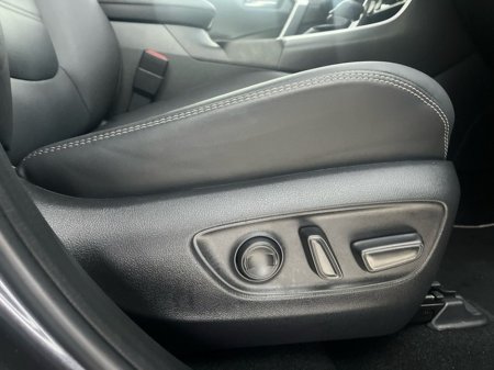 2025 Toyota Rav4 HYBRID SOL €47,950 thumbnail