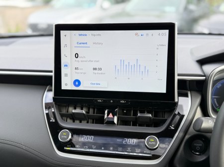 2025 Toyota Corolla Cross - thumbnail 28