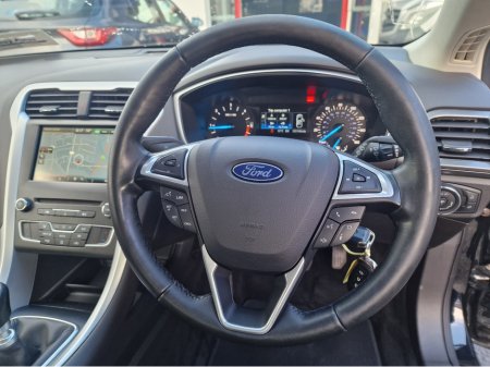 2016 Ford Mondeo - thumbnail 16