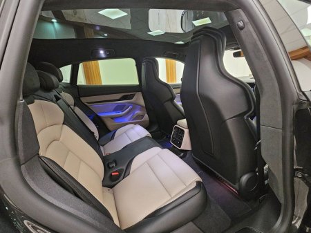 2025 Porsche Taycan - thumbnail 21