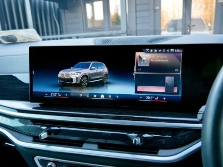 2025 BMW X5 xDrive50e M Sport €99,950 thumbnail