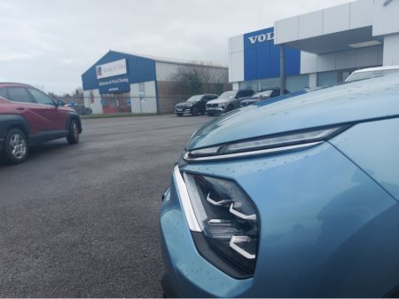 2021 Citroen C4 FEEL PACK BLUEHDI 110 4DR €22,950 thumbnail