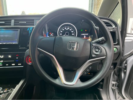 2022 Honda Shuttle €17950 2022 HONDA SHUTTLE HYBRID SENSING 1.5 AUTOMATIC / CRUISE CONTROL AND MORE €17,950 thumbnail