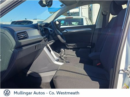 2026 Volkswagen T-Roc - thumbnail 4