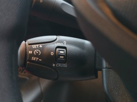 2022 Peugeot Partner - thumbnail 25