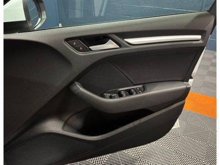 2014 Audi A3 1.4 TFSI S TRONIC SE €14,850 thumbnail