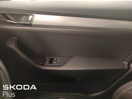 2023 Skoda Superb AMBITION 2.0 TDI 150HP 5DR €32,950 thumbnail