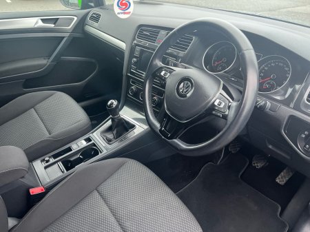 2019 Volkswagen Golf 1.0 MPI 85HP Trendline €17,995 thumbnail