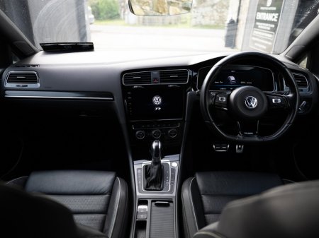 2018 Volkswagen Golf - thumbnail 30