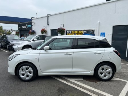 2026 Suzuki Swift 1.2 Mild Hybrid Motion CVT €26,000 thumbnail