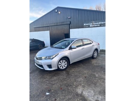 2015 Toyota Corolla D-4D 90 (1.4) Terra €7,995