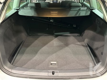 2016 Volkswagen Golf - thumbnail 11