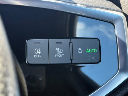 2020 Audi Q3 - thumbnail 25