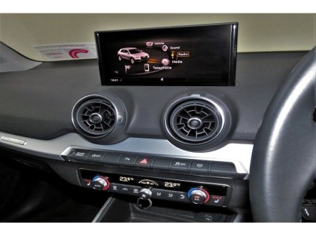 2018 Audi Q2 1.0 TFSI S-TRONIC 115BHP *REVERSE CAM*PARK SENSORS*DIGITAL DASH* €21,990 thumbnail