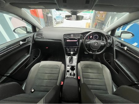 2018 Volkswagen Golf - thumbnail 13