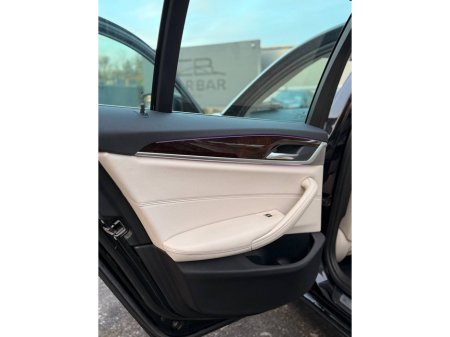 2019 BMW 5 Series - thumbnail 25