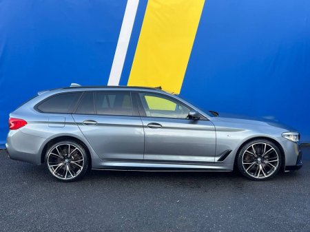2018 BMW 5 Series 523d M-SPORT COMPETITION TOURING 2.0 // PANORAMIC SUNROOF // MASSAGE SEATS // 360 PARKING CAMERAS // DIGITAL CLUSTER €31,900