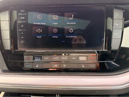 2019 Volkswagen Touareg 3.0 TDI V6 R-LINE  AUTO 285BHP  2 SEAT COMMERICAL ( 191 REG ) €35,600 thumbnail