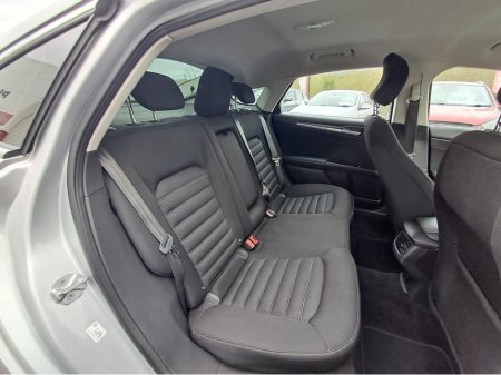 2016 Ford Mondeo - thumbnail 15