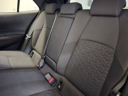 2020 Toyota Corolla Hybrid Luna H/B Automatic €19,950 thumbnail