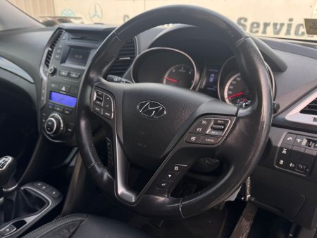 2015 Hyundai Santa Fe COMMERCIAL 4WD EXECUTIVE 4DR €11,800 thumbnail