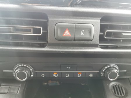 2025 Citroen Berlingo - thumbnail 13