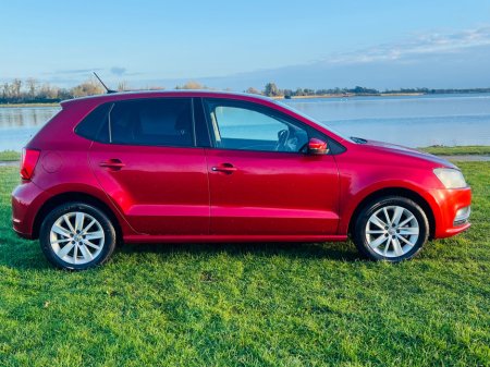 2015 Volkswagen Polo DBA-6RCJZ €11,950 thumbnail