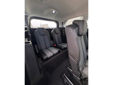 2019 Peugeot 5008 - thumbnail 12