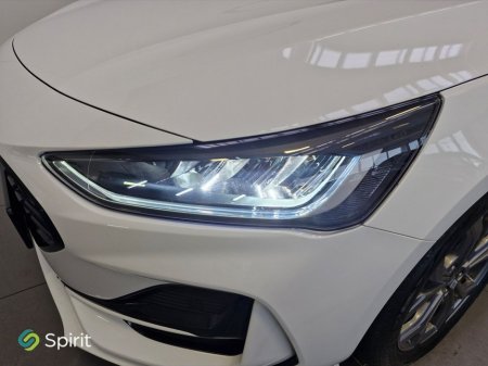 2023 Ford Focus ST-LINE 1.0T €25,900 thumbnail