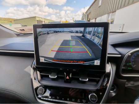 2023 Toyota Corolla CROSS LUNA 1.8 4DR AUTO €33,600