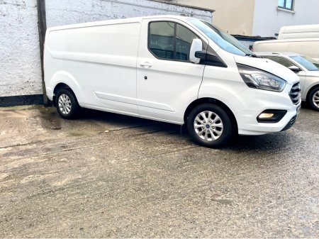 2022 Ford Transit Custom 300L2 LIMITED EDITION 2.0 TDCI 130BHP M6 LWB €18,000 thumbnail