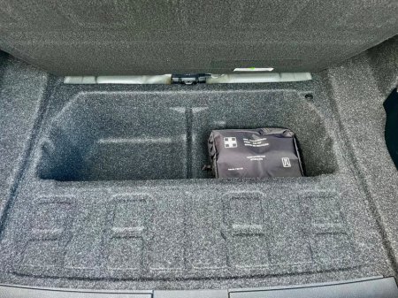 2017 BMW 3 Series - thumbnail 38