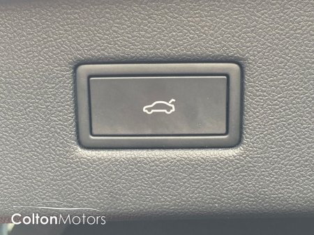 2025 Ford Capri Premium 77kWh Extended Range thumbnail