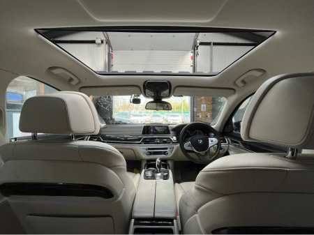 2018 BMW 7 Series - thumbnail 20