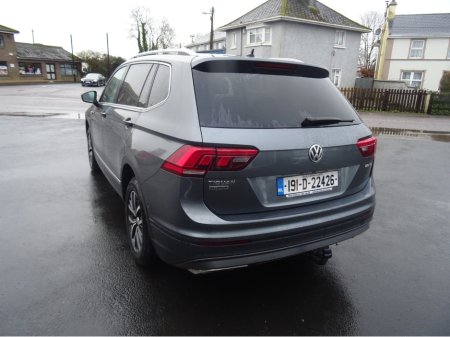 2019 Volkswagen Tiguan ALL SPACE 2.0 TDI MANUAL 150 BHP 5DR €28,950 thumbnail
