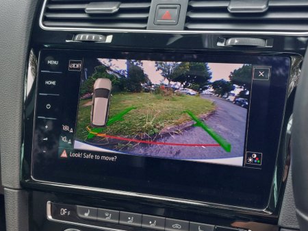 2017 Volkswagen Golf  €30,995 thumbnail