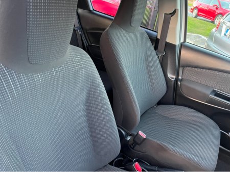 2019 Toyota Yaris 1.0 5DR AUTO LOW KM HIGH SPEC €11,950 thumbnail