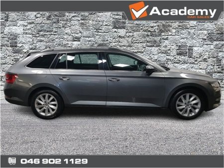 2024 Skoda Superb - thumbnail 6